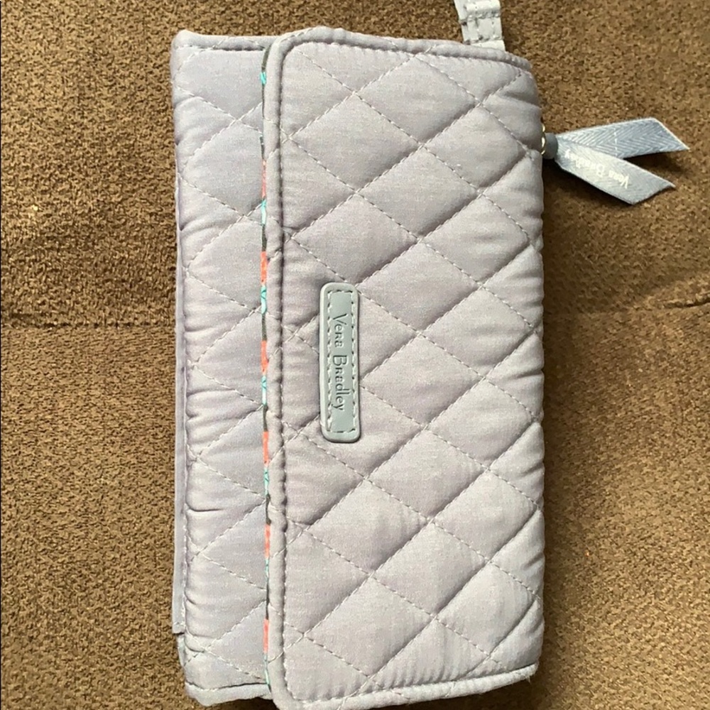 Vera Bradley all in one wallet/wristlet
